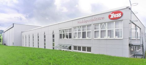 Unternehmensgebäude des Familienunternehmens Tress auf der schwäbischen Alb